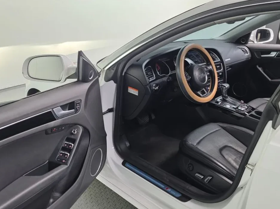 Audi A5 35 TDI Quattro 8TA, снимка 9 - Автомобили и джипове - 54467369