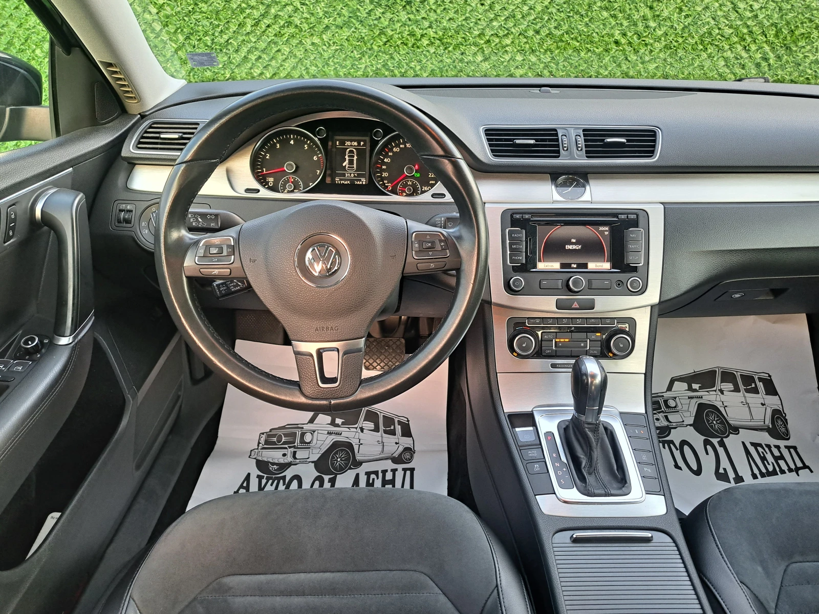 VW Passat 2.0TFSI* 211кс* HIGHTLINE* 117000км., снимка 14 - Автомобили и джипове - 54629472