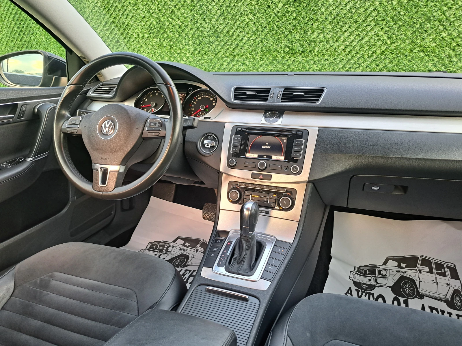 VW Passat 2.0TFSI* 211кс* HIGHTLINE* 117000км., снимка 15 - Автомобили и джипове - 54629472