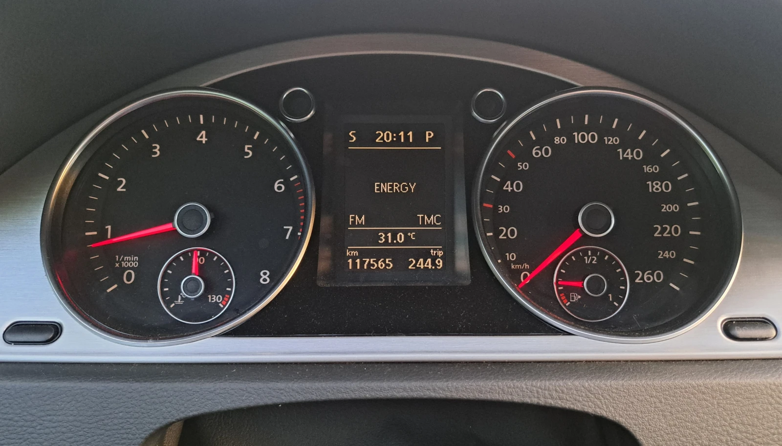 VW Passat 2.0TFSI* 211кс* HIGHTLINE* 117000км., снимка 16 - Автомобили и джипове - 54629472