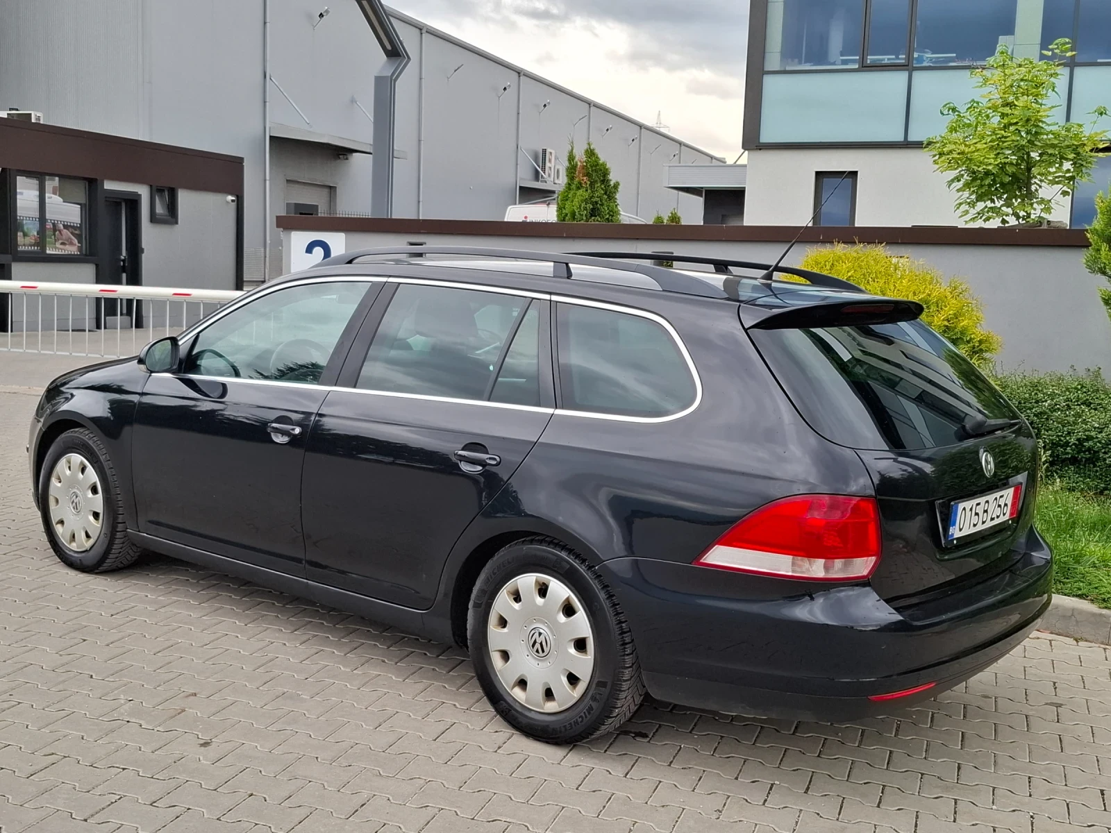 VW Golf 1.9TDI* (105кс)* * FACELIFT* * НОВ ВНОС* * , снимка 6 - Автомобили и джипове - 54643850