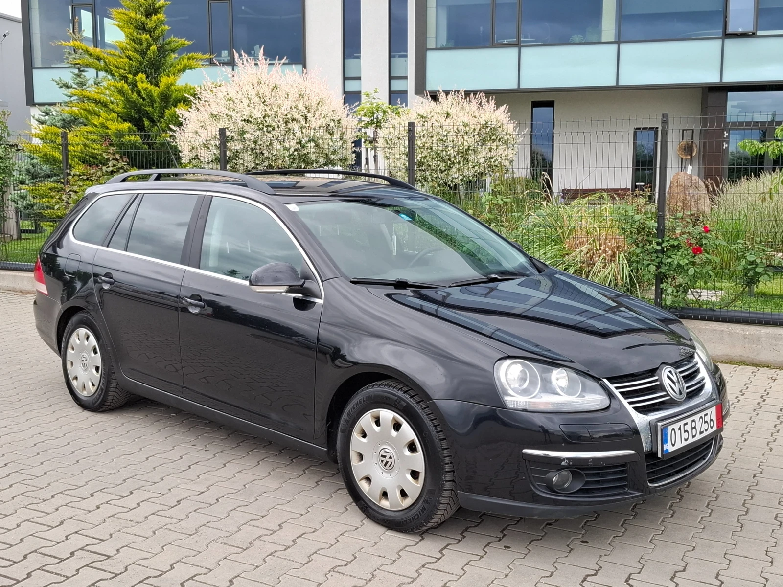 VW Golf 1.9TDI* (105кс)* * FACELIFT* * НОВ ВНОС* * , снимка 11 - Автомобили и джипове - 54643850