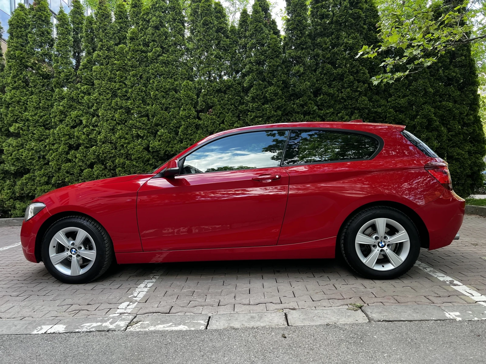 BMW 116 от BMW България, снимка 7 - Автомобили и джипове - 54651174