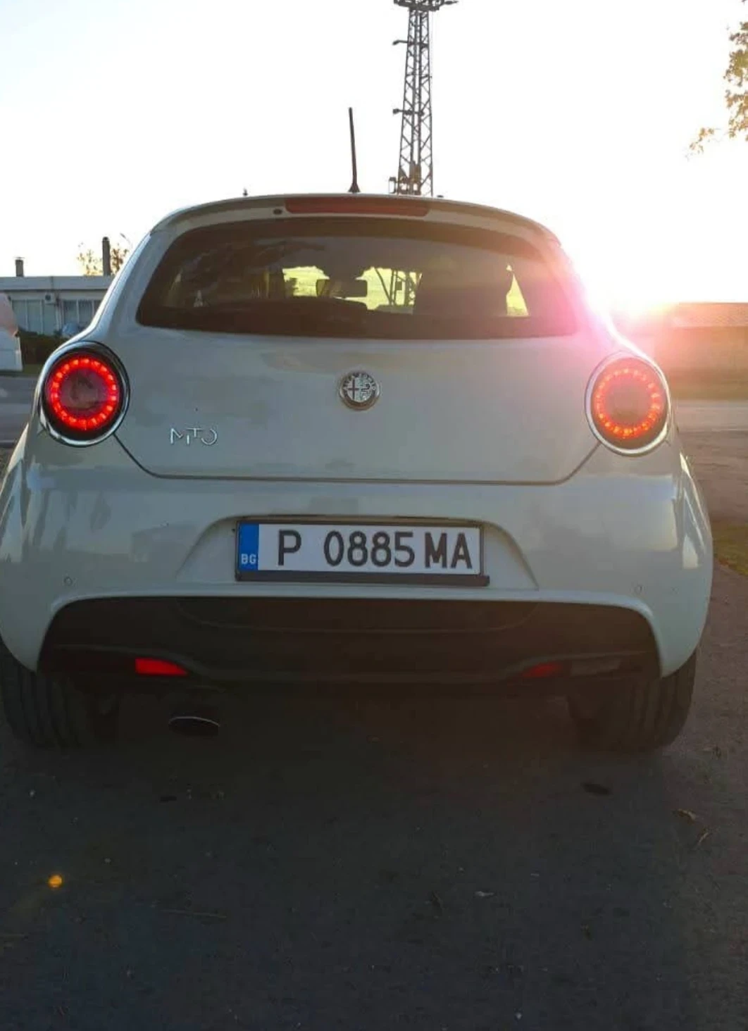 Alfa Romeo MiTo 1.3Jtdm климатроник парктроник Start/Stop, снимка 5 - Автомобили и джипове - 54698003