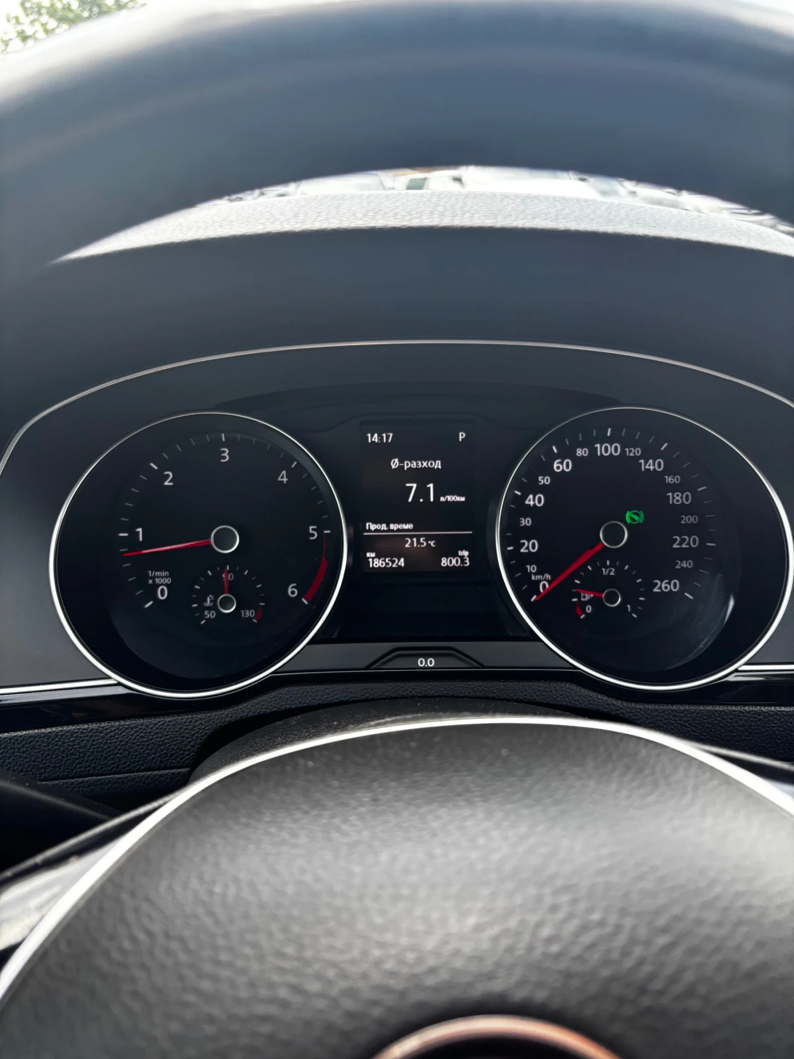 VW Passat, снимка 13 - Автомобили и джипове - 54768959