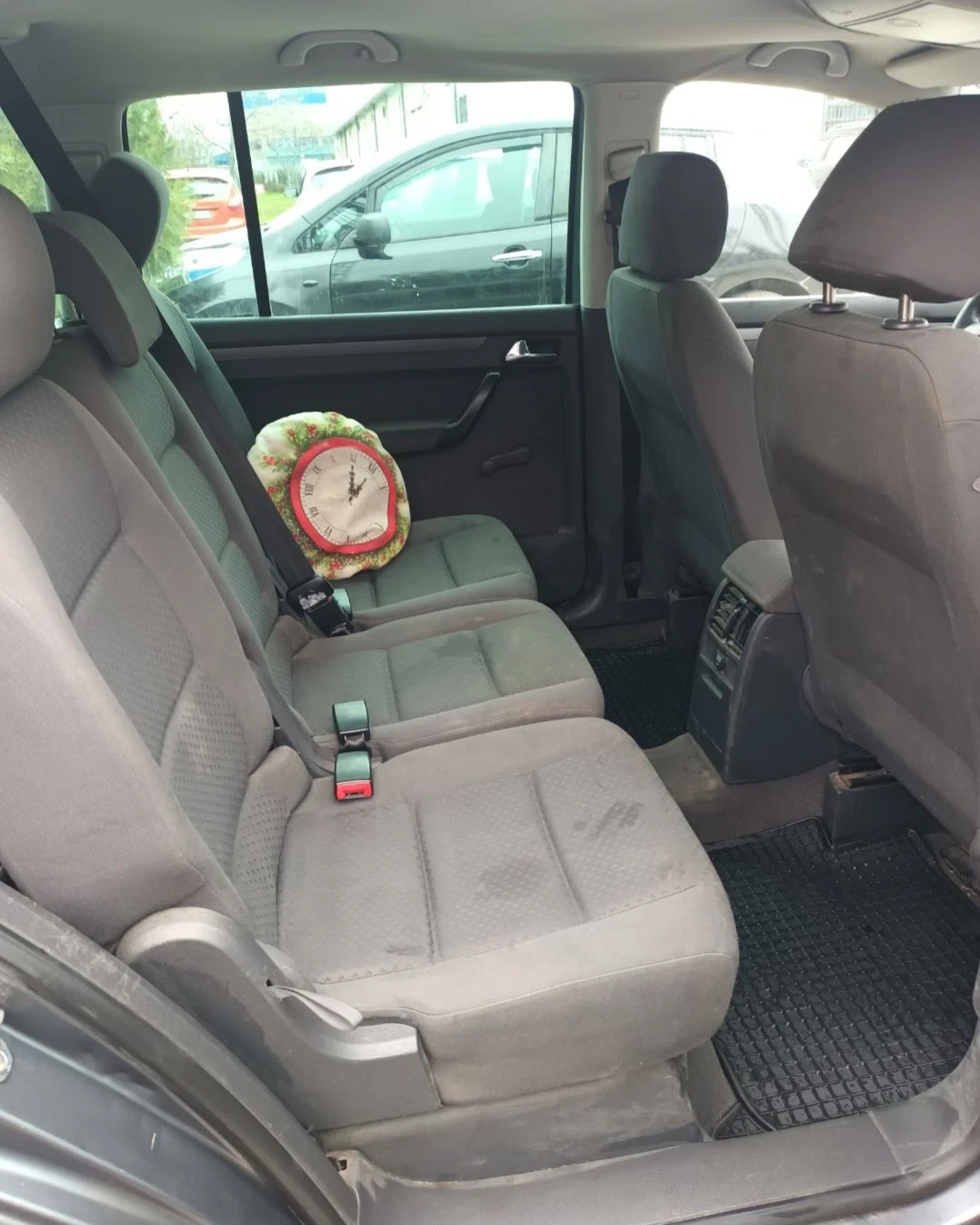 VW Touran 1.6 бензин-газ, снимка 5 - Автомобили и джипове - 55920075
