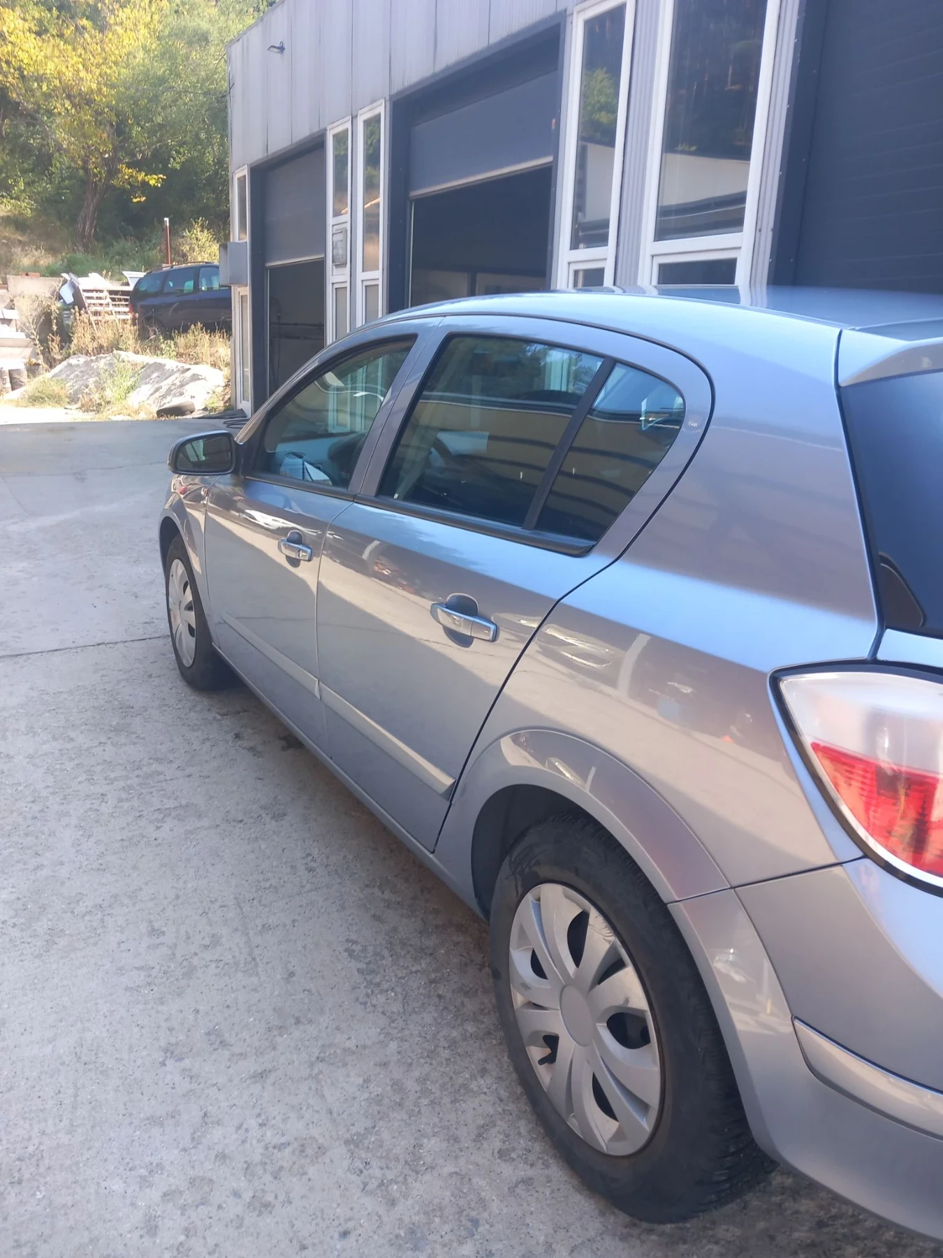 Opel Astra 1.4, снимка 3 - Автомобили и джипове - 56144873