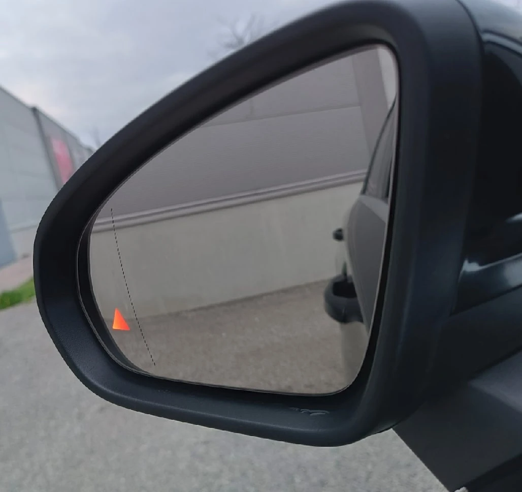 Mercedes-Benz A 200 D   AMG pack, снимка 9 - Автомобили и джипове - 56256797