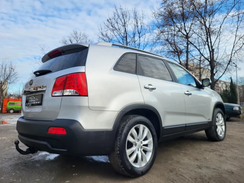 Kia Sorento 2.4-ATTRACT 4x4, снимка 5 - Автомобили и джипове - 48309051