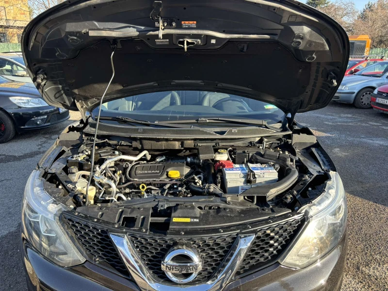 Nissan Qashqai, снимка 8 - Автомобили и джипове - 48578035