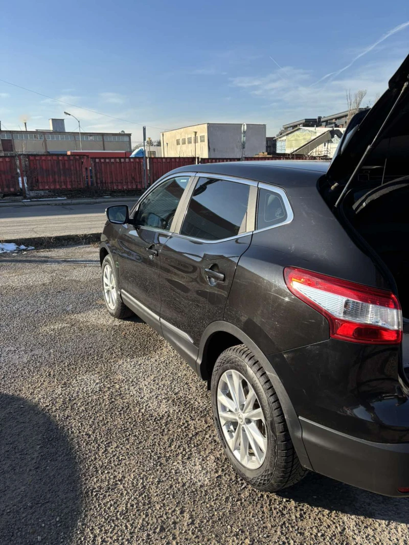 Nissan Qashqai, снимка 4 - Автомобили и джипове - 48578035