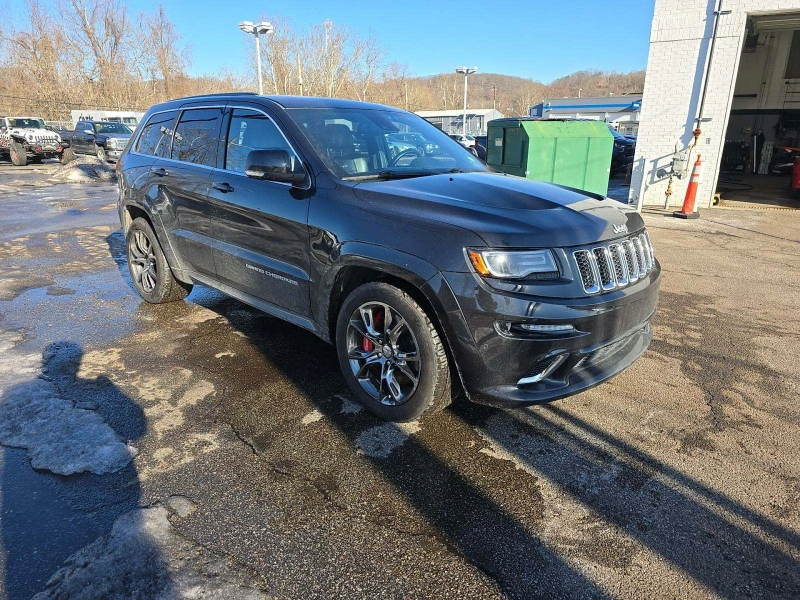 Jeep Grand cherokee 6.2* V8* SRT* ОБДУХВАНЕ* КАМЕРА* МЪРТВ* ТОЧКА* ПОД, снимка 3 - Автомобили и джипове - 48883661