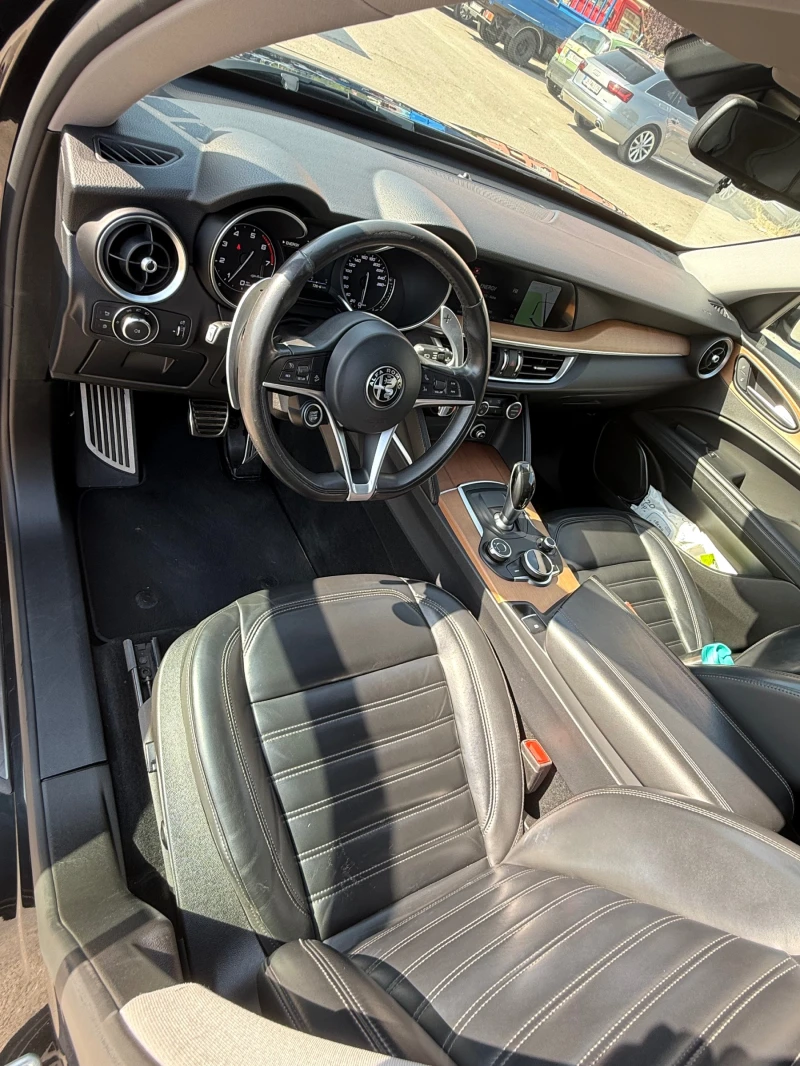 Alfa Romeo Stelvio Q4, снимка 10 - Автомобили и джипове - 51104218