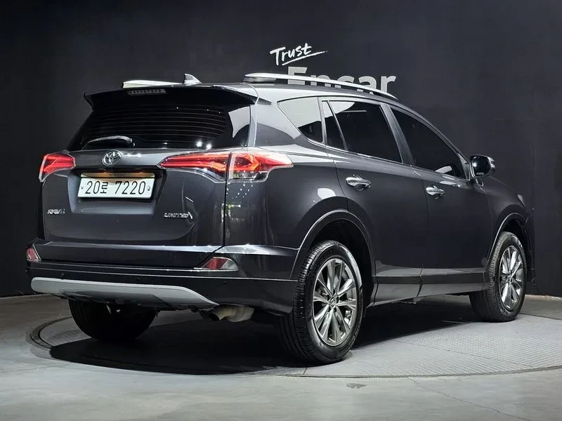 Toyota Rav4 2.5 2Wd, снимка 2 - Автомобили и джипове - 55700919