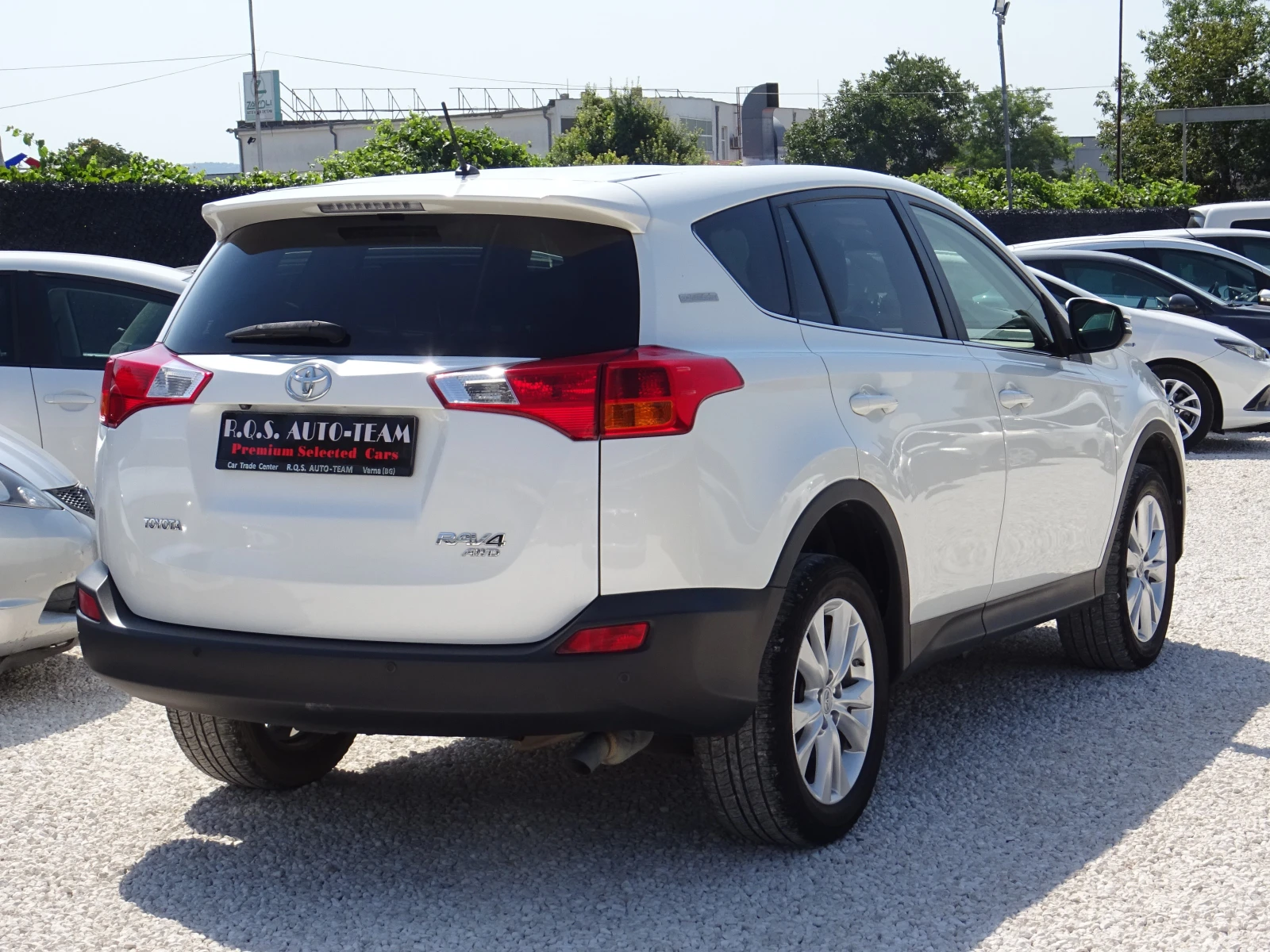 Toyota Rav4 2.2 D-CAT 150kc A/T AWD Lounge 20th Anniversary - изображение 3
