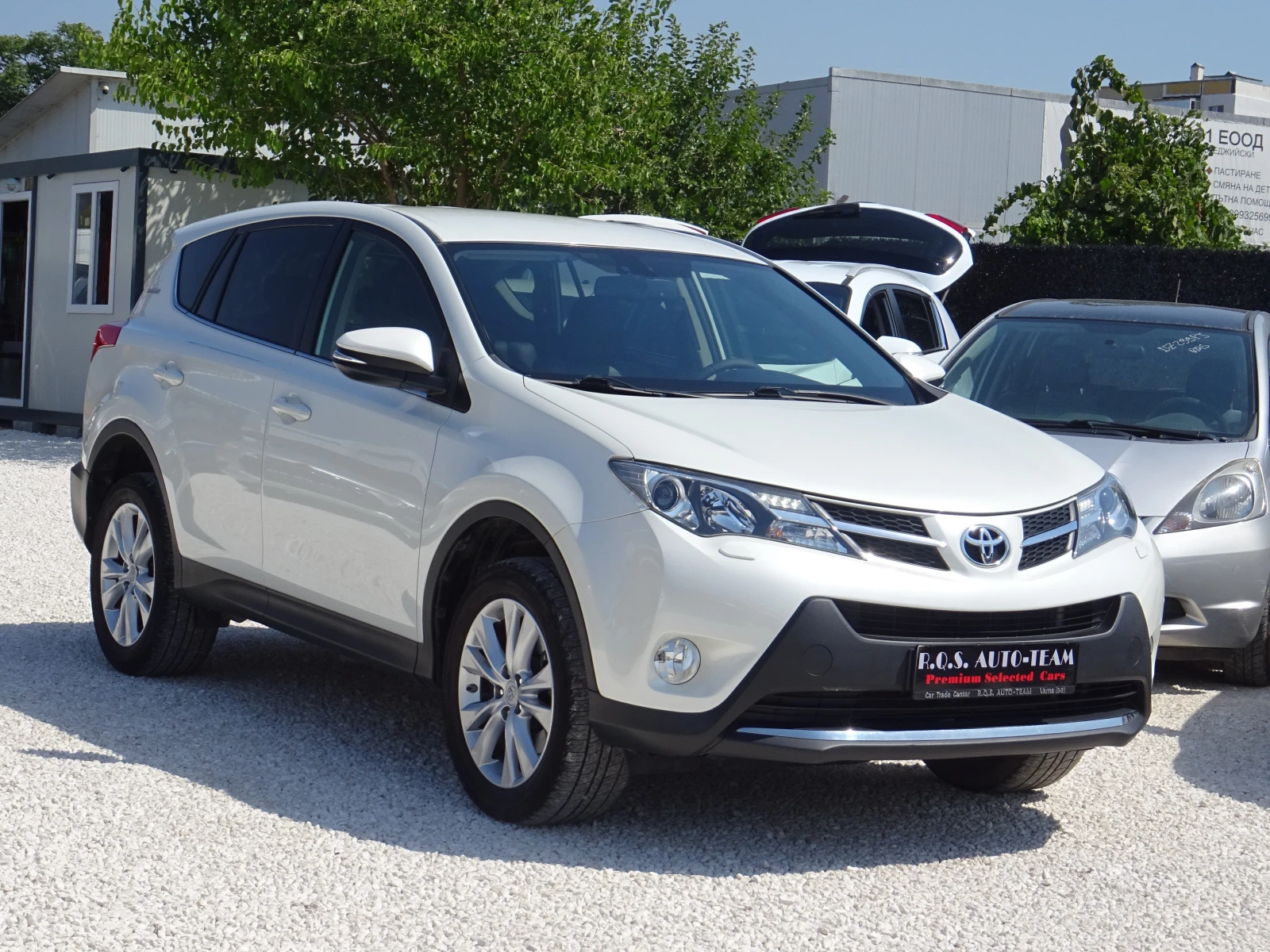 Toyota Rav4 2.2 D-CAT 150kc A/T AWD Lounge 20th Anniversary - изображение 6