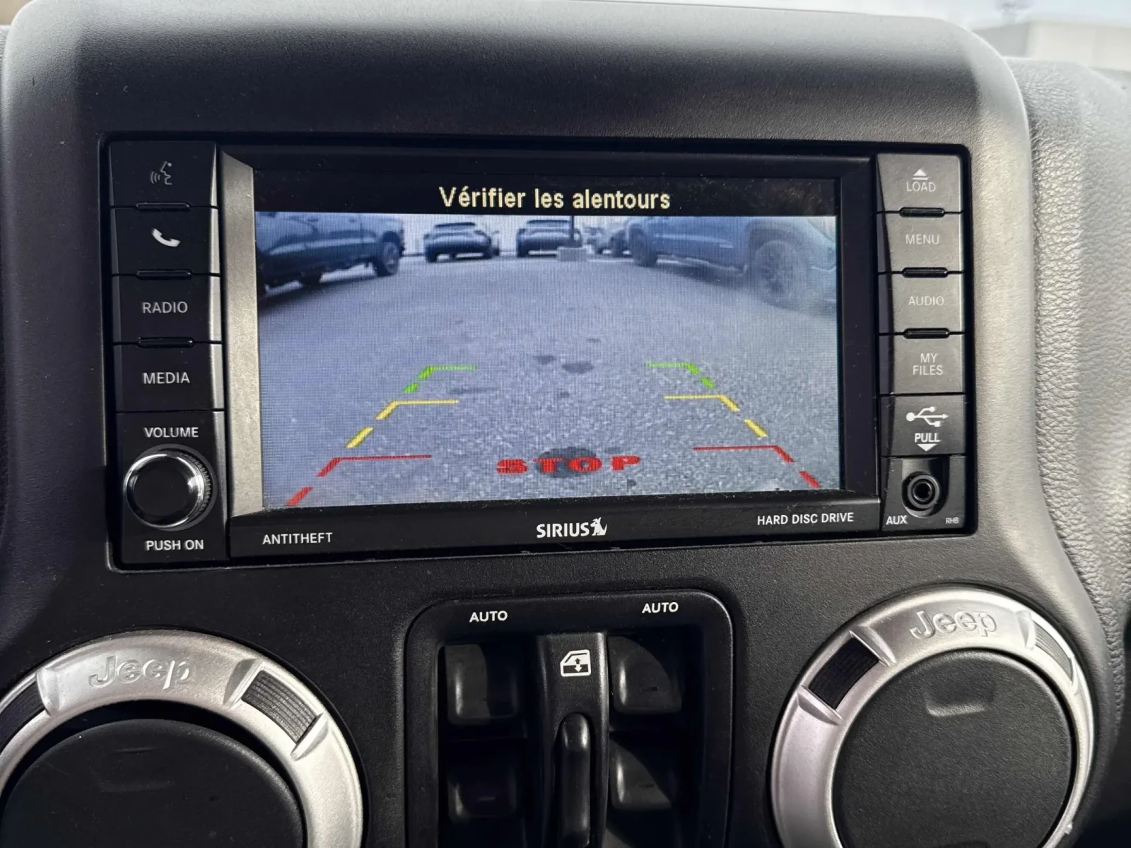 Jeep Wrangler * CARFAX * БЕЗ ПЪРВОНАЧАЛНА ВНОСКА - изображение 9