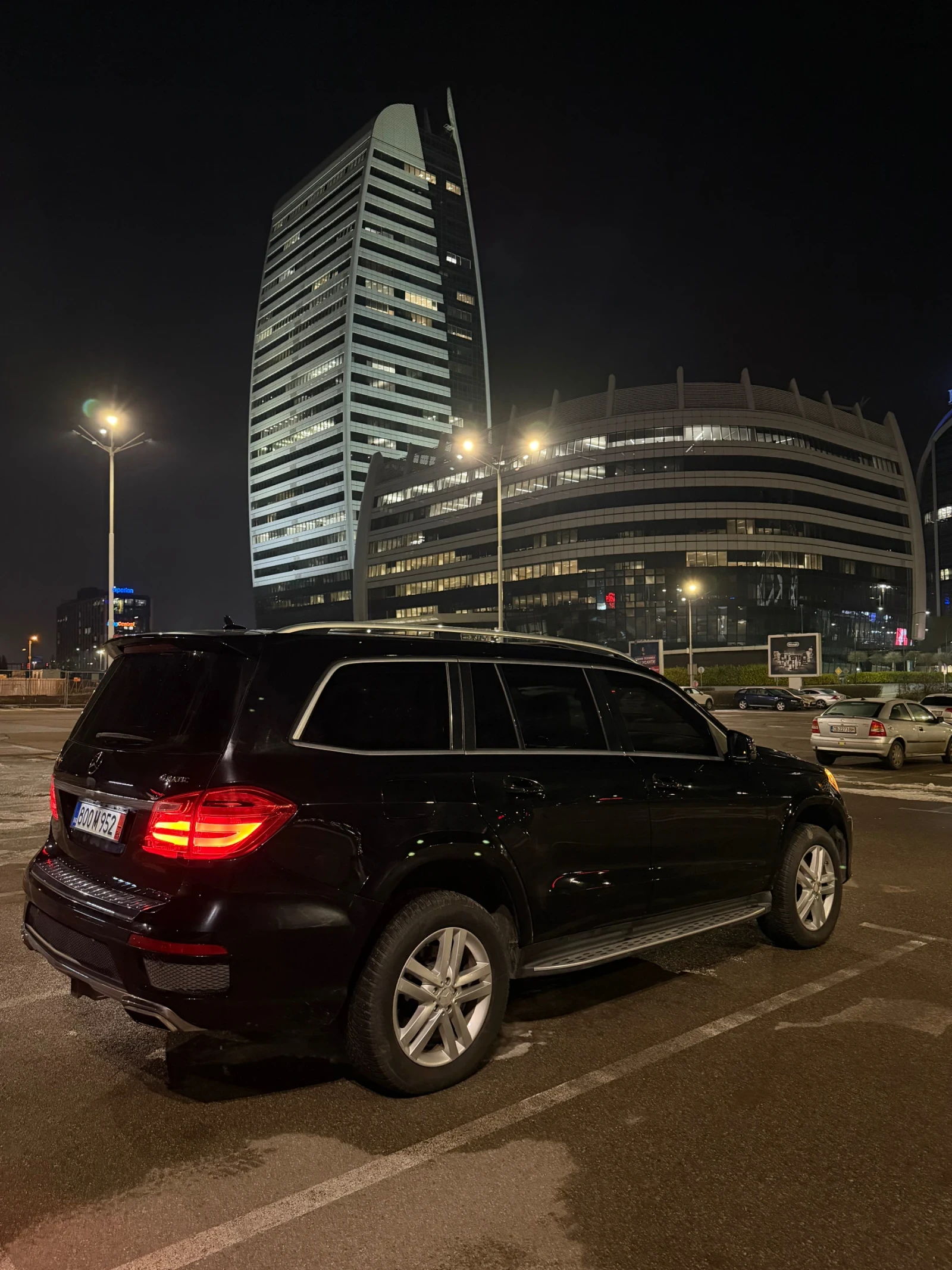 Mercedes-Benz GL 550 Mercedes-Benz GL 550 | V8 Biturbo | 4MAT - изображение 4