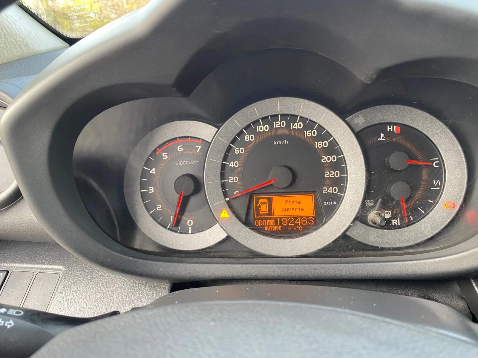 Toyota Rav4 2.2D150P.s Euro5 - изображение 9