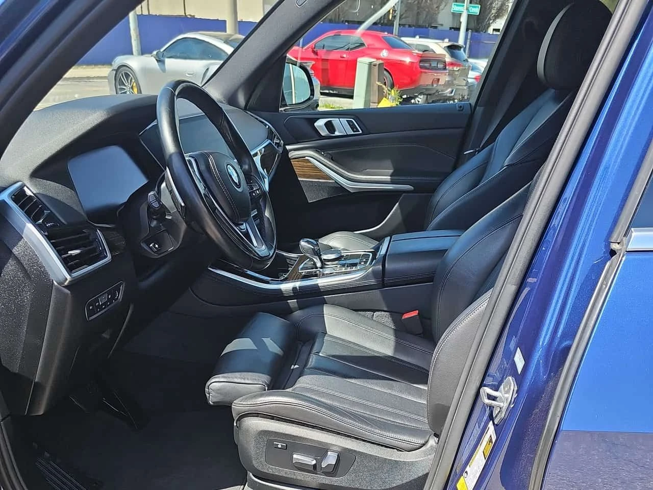 BMW X5 xDrive40i/360 КАМЕРИ/ПАНОРАМА/ДВА КЛЮЧА, снимка 7 - Автомобили и джипове - 54333930