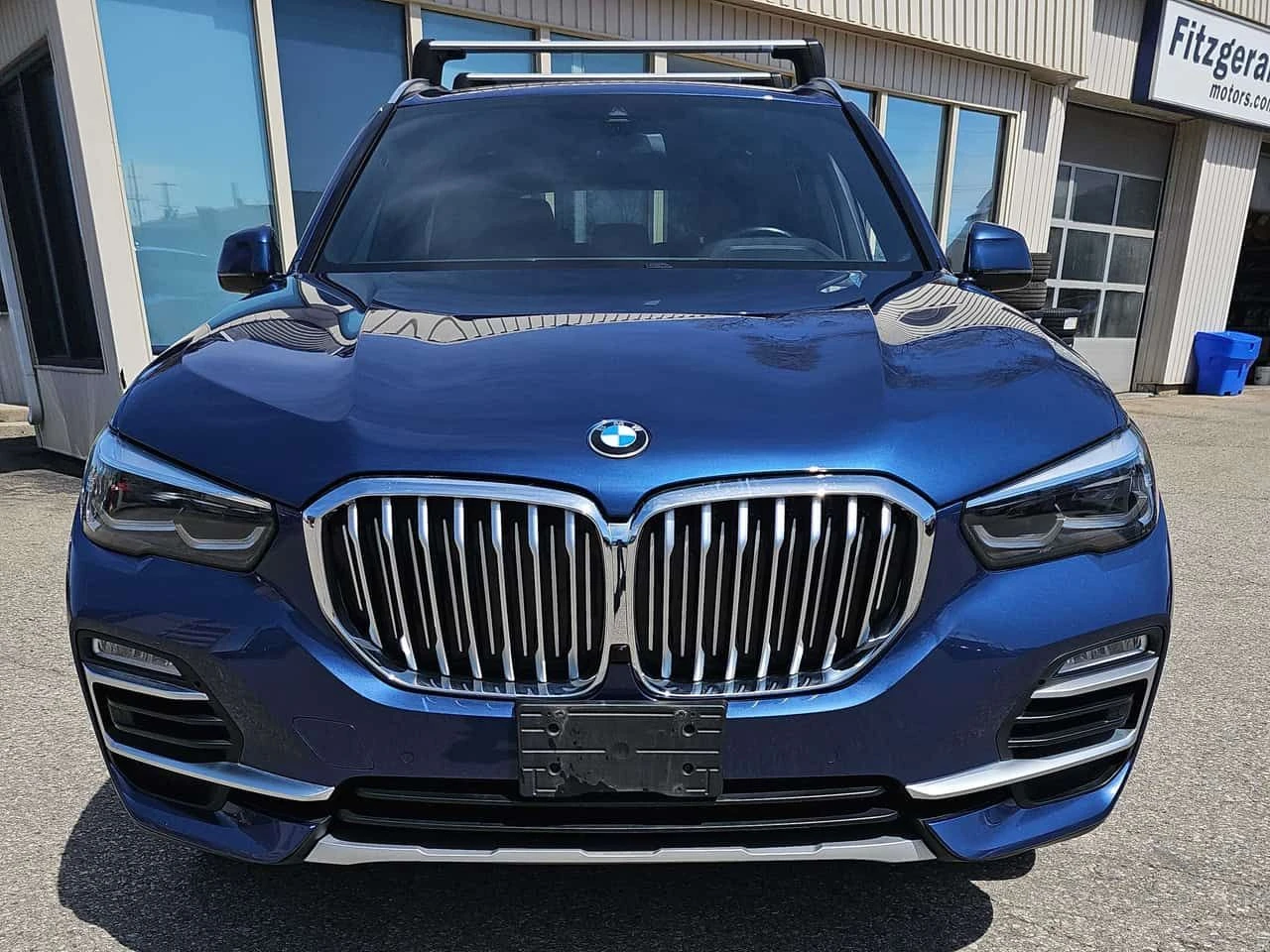 BMW X5 xDrive40i/360 КАМЕРИ/ПАНОРАМА/ДВА КЛЮЧА, снимка 3 - Автомобили и джипове - 54333930