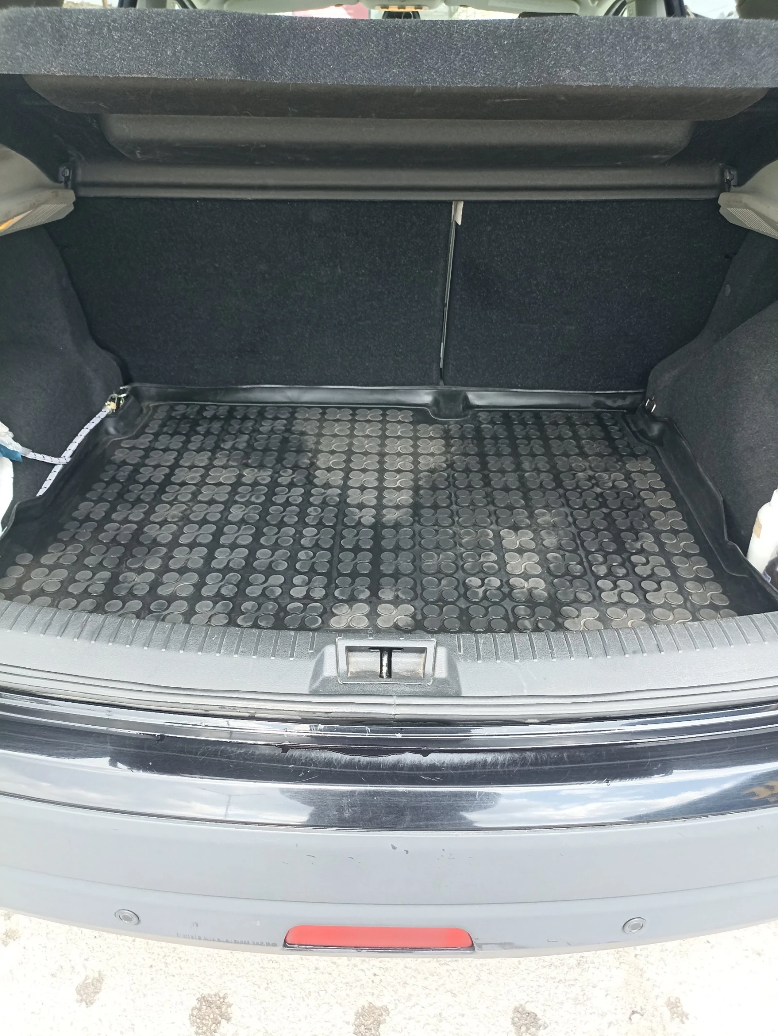 Nissan Qashqai 2.0 (141 Hp) 4x4 CVT, снимка 13 - Автомобили и джипове - 54383953