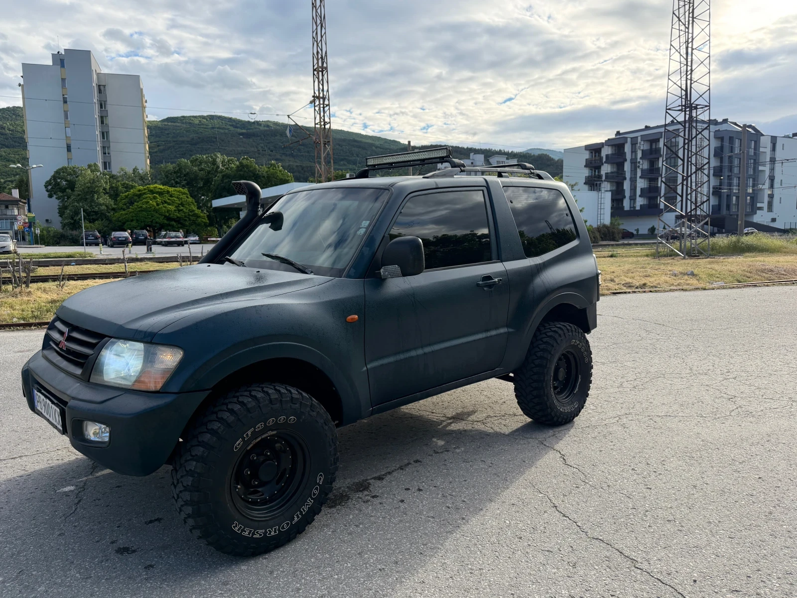 Mitsubishi Pajero 3.2 did, снимка 2 - Автомобили и джипове - 54585710