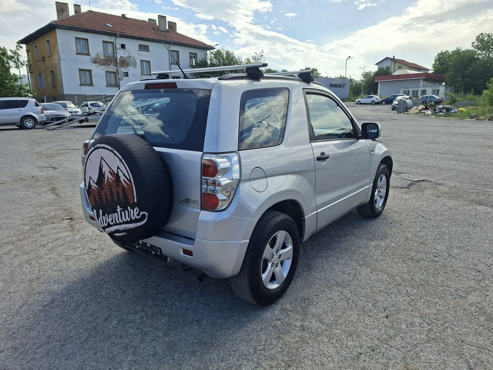 Suzuki Grand vitara 1.6 BENZIN, снимка 5 - Автомобили и джипове - 54702310