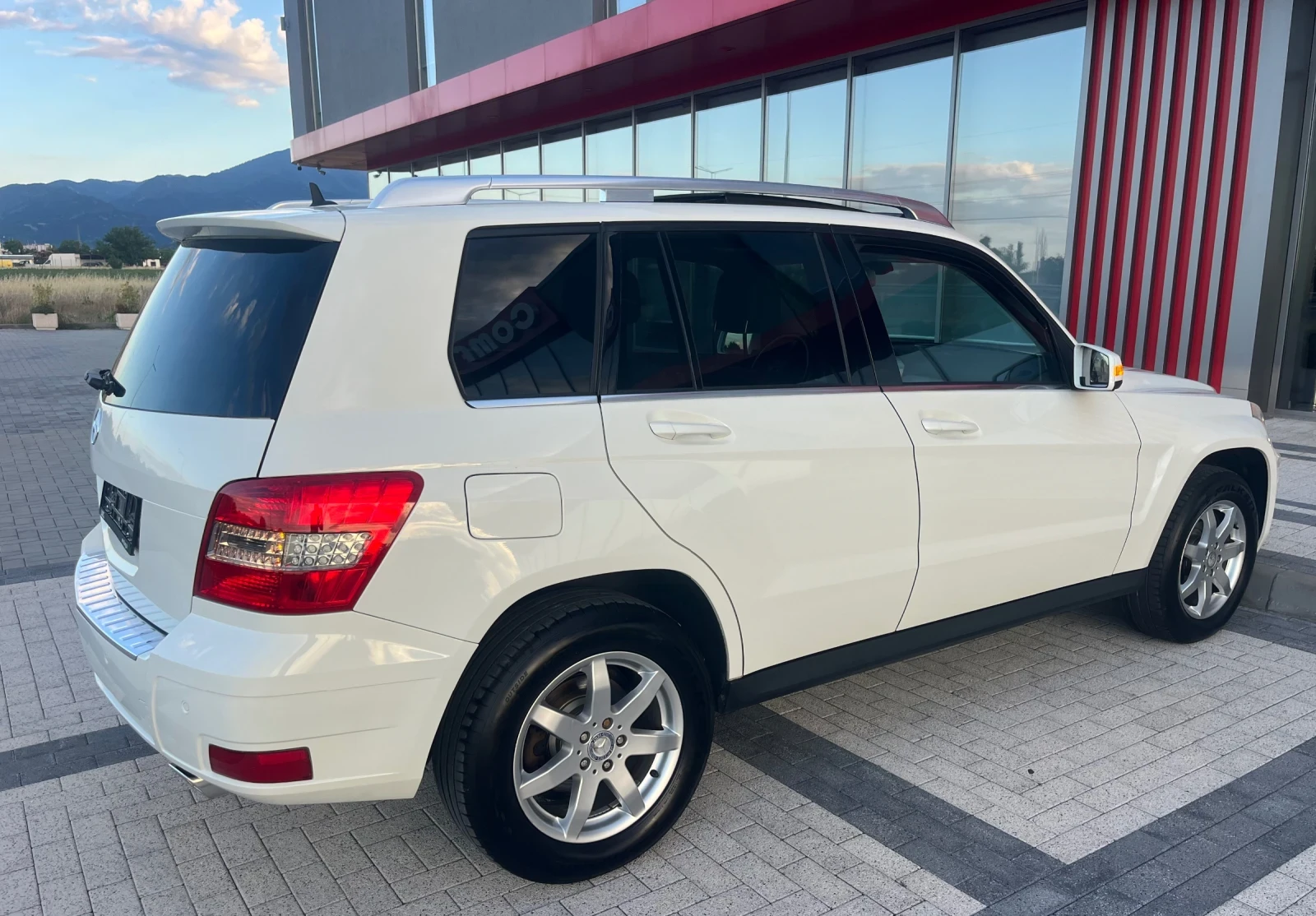 Mercedes-Benz GLK 350CDI Sport/ПАНОРАМА, снимка 4 - Автомобили и джипове - 54981320