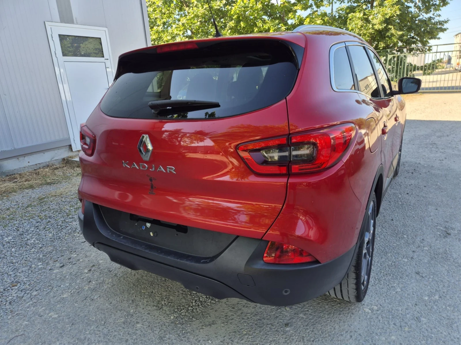 Renault Kadjar 1.5dci+ Avtomat+ Panorama, снимка 3 - Автомобили и джипове - 55000385