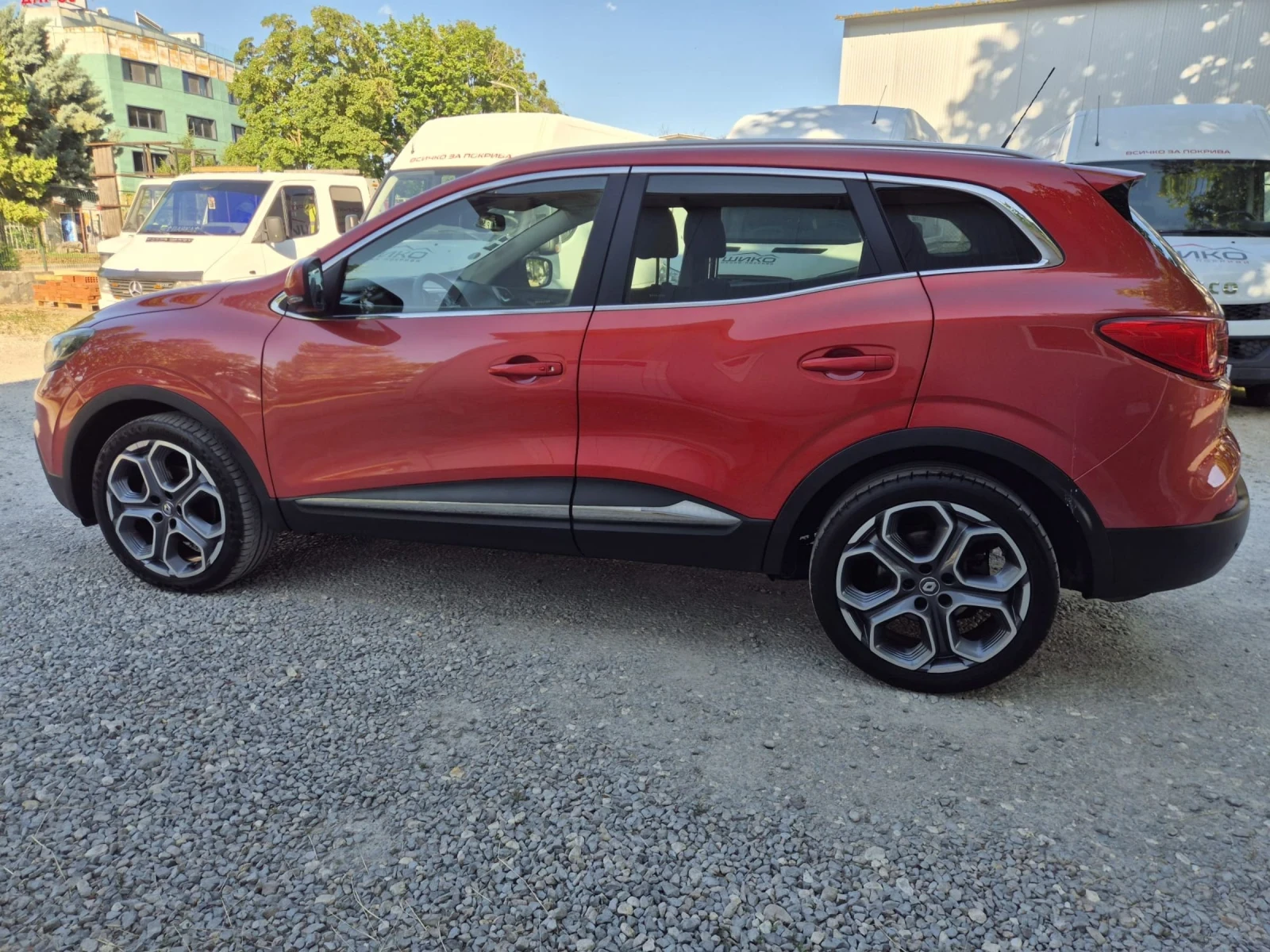 Renault Kadjar 1.5dci+ Avtomat+ Panorama, снимка 5 - Автомобили и джипове - 55000385