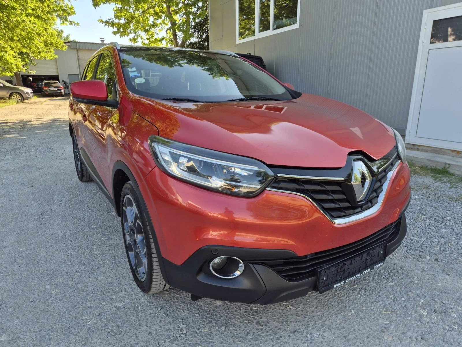 Renault Kadjar 1.5dci+ Avtomat+ Panorama, снимка 2 - Автомобили и джипове - 55000385