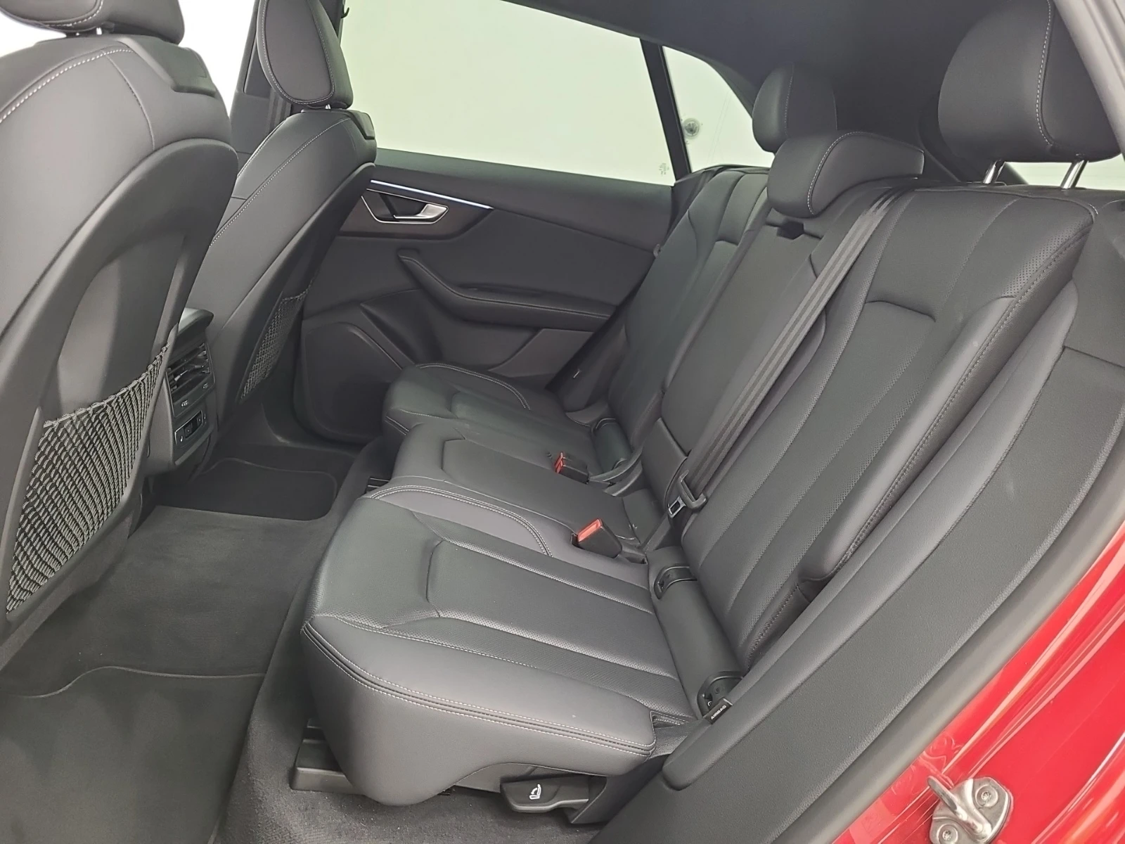 Audi Q8 3.0 TFSI  PROGRESSIV, снимка 13 - Автомобили и джипове - 56440443