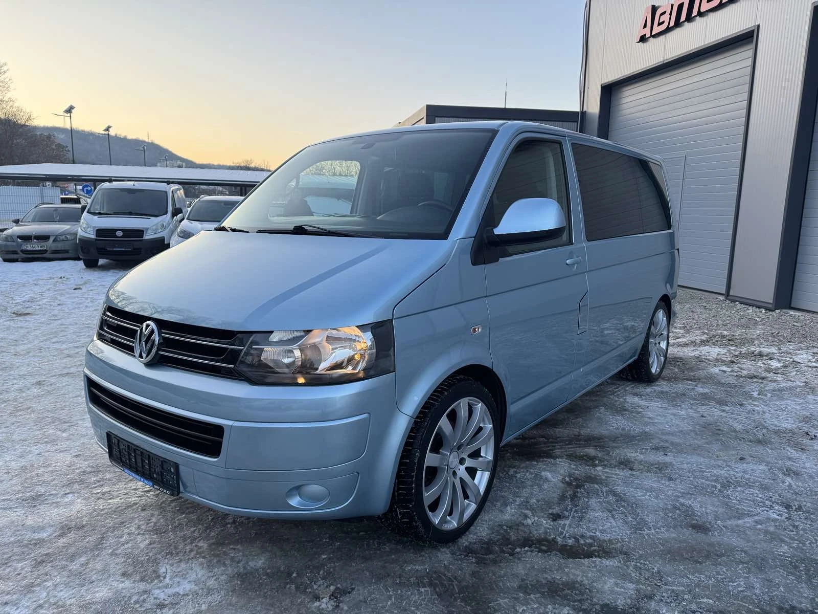 VW Multivan 2.0TDI* STARTLINE* EDITION26* , снимка 1