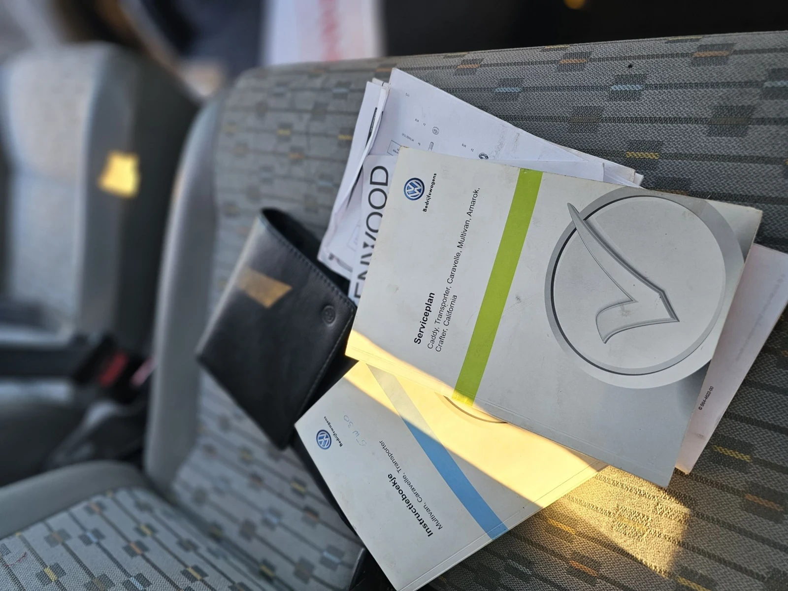 VW Transporter 2.0TDi/140k/Дълга база/ТОП, снимка 15 - Бусове и автобуси - 53787112