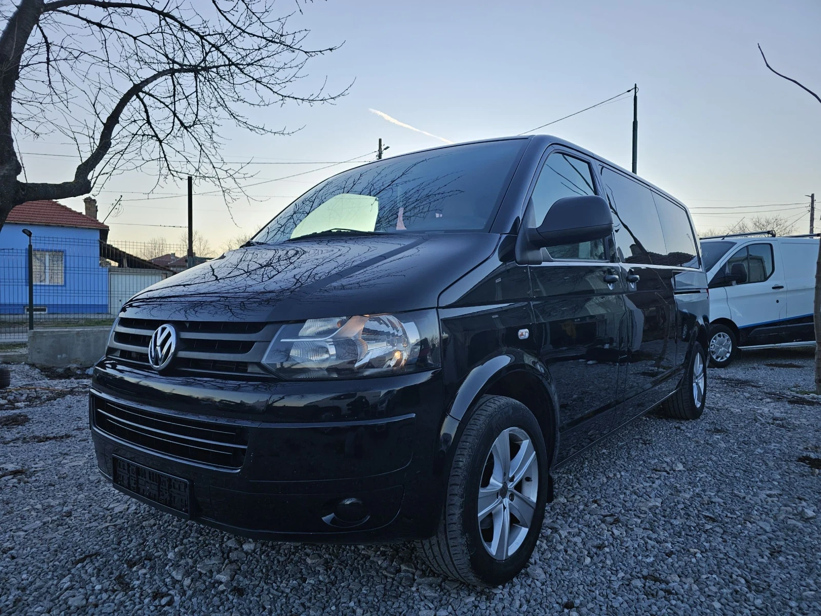 VW Transporter 2.0TDi/140k/Дълга база/ТОП, снимка 16 - Бусове и автобуси - 53787112