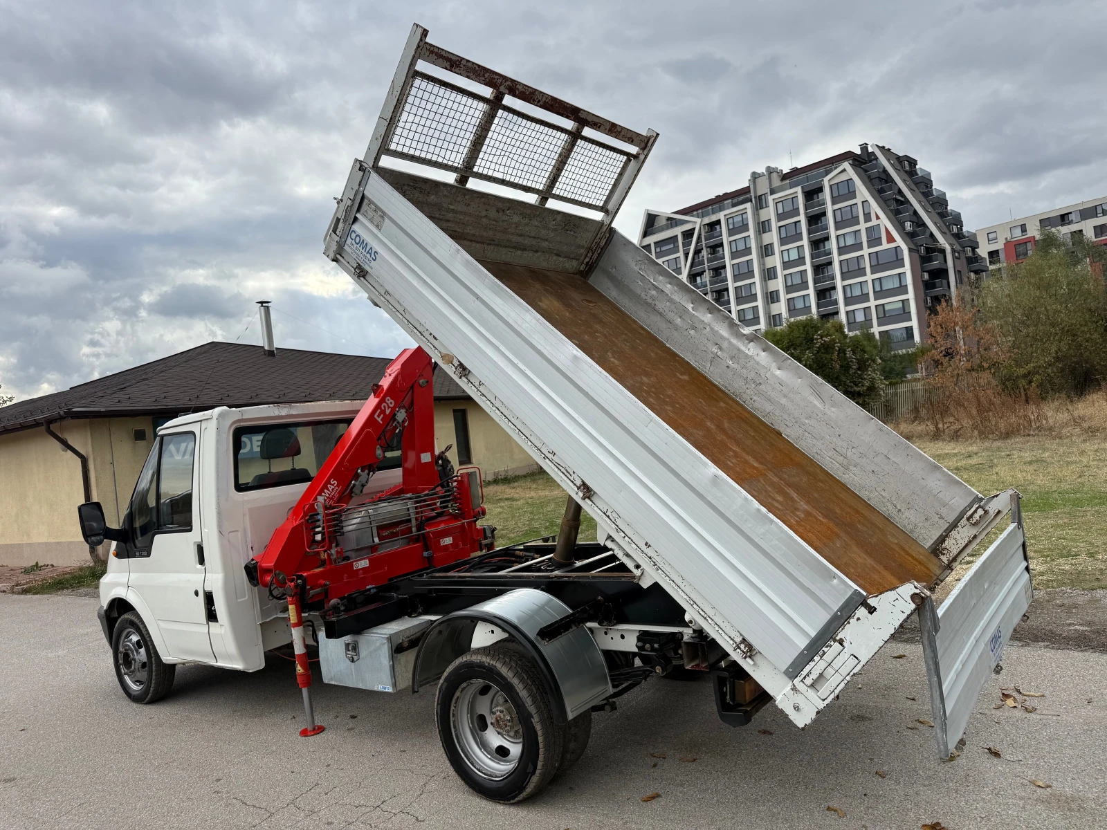 Ford Transit 3-стр самосвал с кран, снимка 12 - Бусове и автобуси - 56621072
