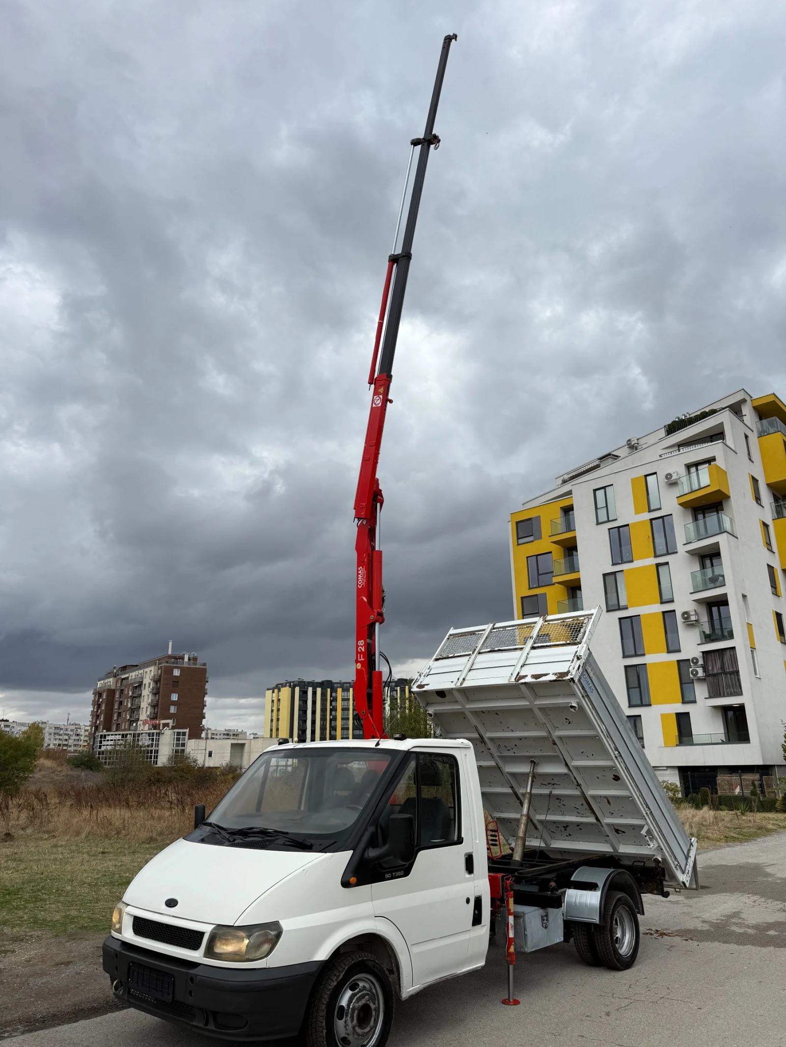 Ford Transit 3-стр самосвал с кран, снимка 17 - Бусове и автобуси - 56621072