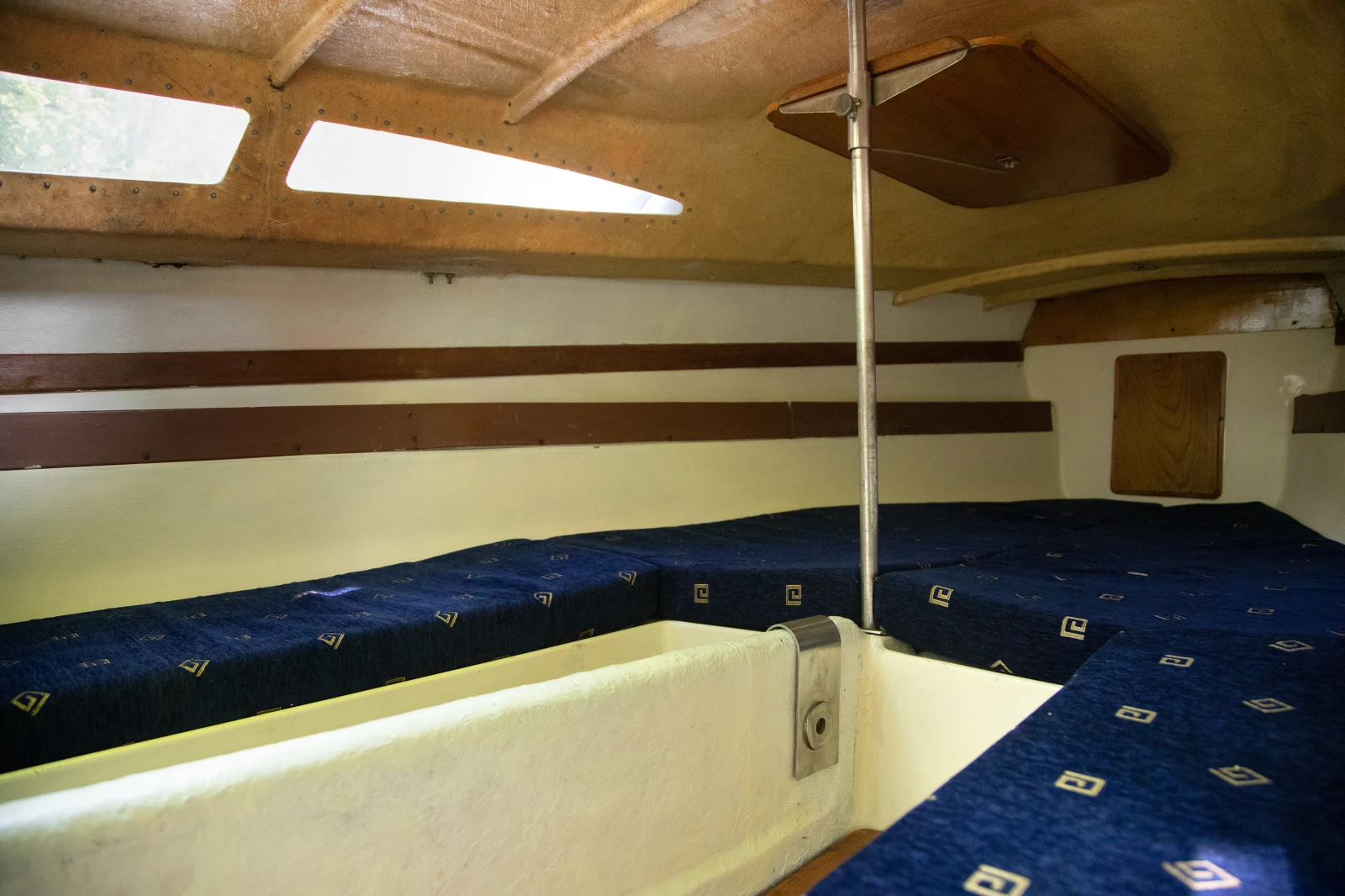 Ветроходна лодка Conaver Conrad 20, снимка 2 - Воден транспорт - 53777201