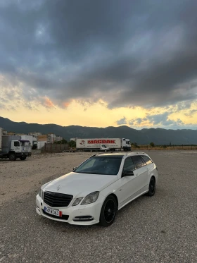 Mercedes-Benz E 220 E220, снимка 1