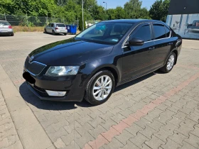 Skoda Octavia 1.6 , снимка 1