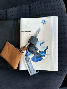 VW Golf 1.9tdi 90кс. Климатик, снимка 14 - Автомобили и джипове - 45240337