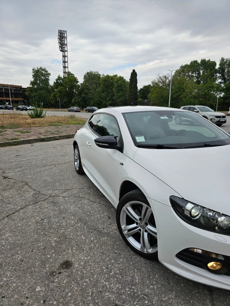 VW Scirocco R-line, снимка 7 - Автомобили и джипове - 47606127