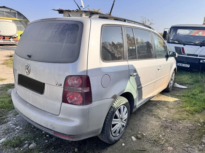 VW Touran 1.4tsi, снимка 3 - Автомобили и джипове - 47792779