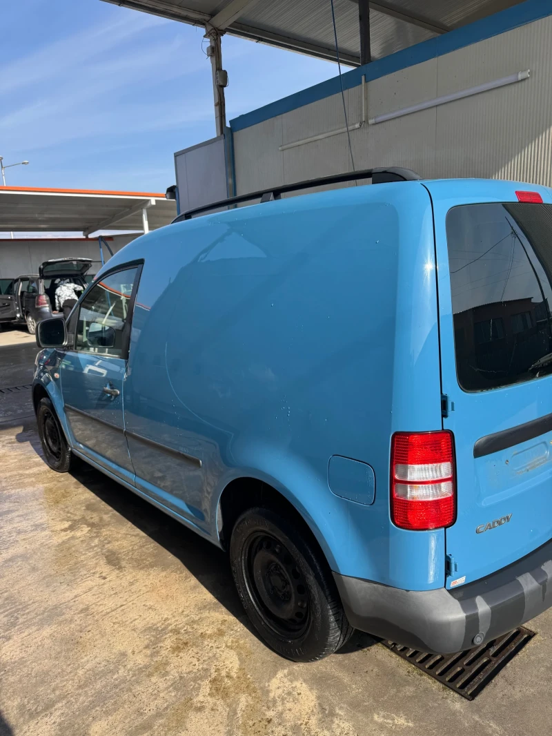 VW Caddy, снимка 4 - Автомобили и джипове - 49065044