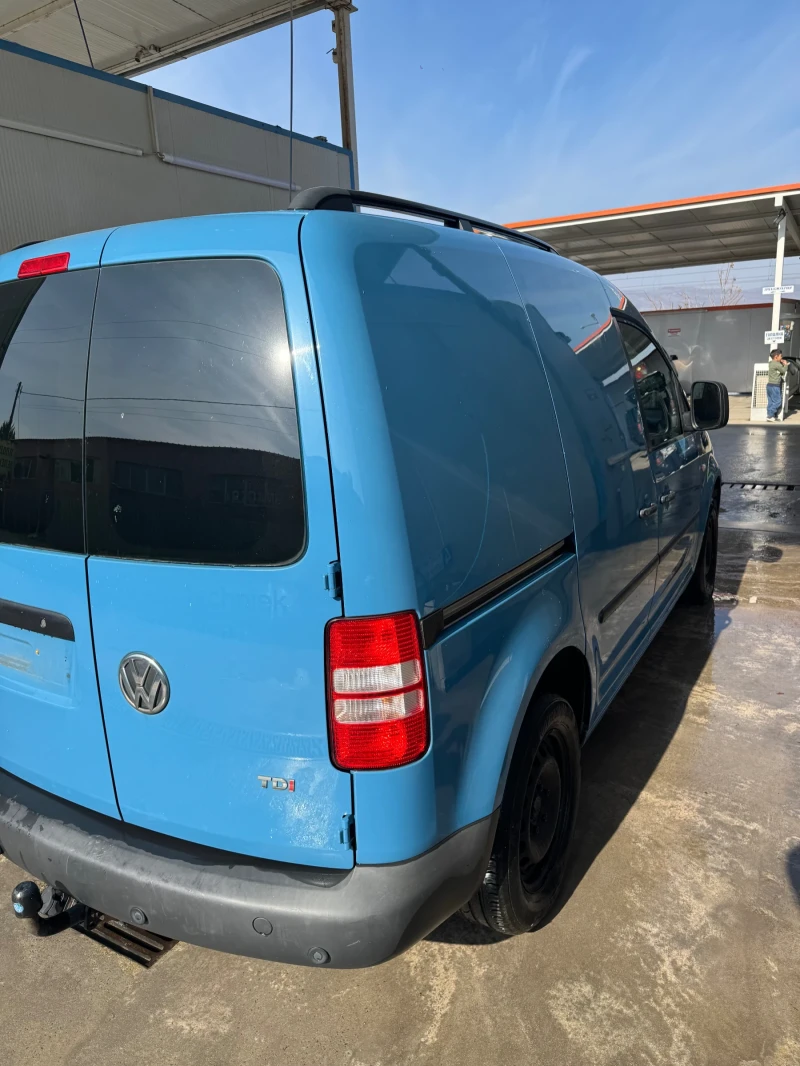 VW Caddy, снимка 6 - Автомобили и джипове - 49065044