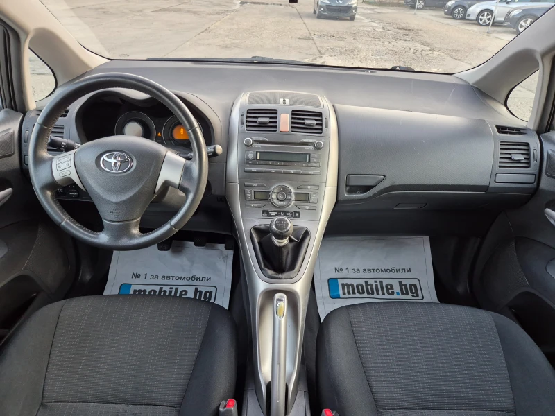 Toyota Auris 2.0 D4D-Италия, снимка 7 - Автомобили и джипове - 49131633