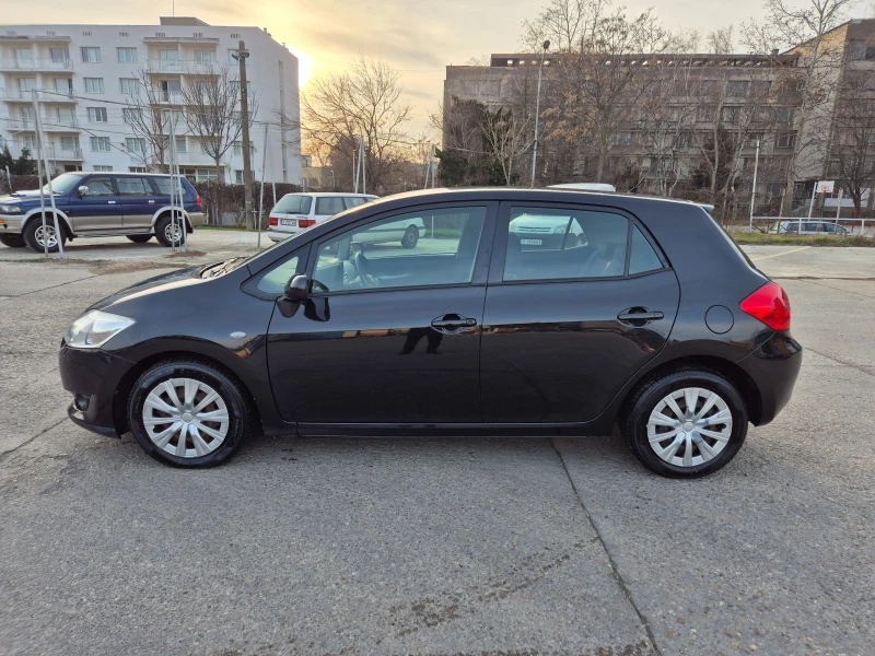 Toyota Auris 2.0 D4D-Италия, снимка 2 - Автомобили и джипове - 49131633