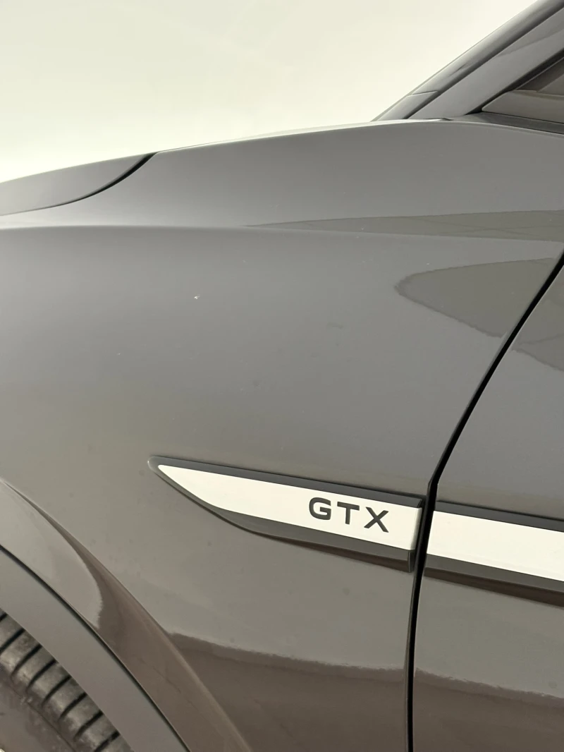 VW ID.4 GTX 82kWh| AWD| 299 к.с| 360| HEAD-UP| ТЕРМОПОМПА, снимка 13 - Автомобили и джипове - 51959547
