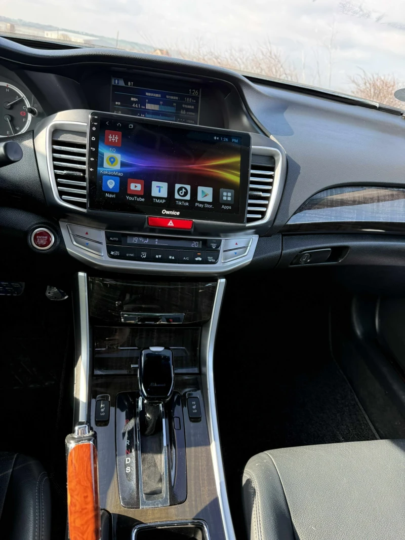 Honda Accord 3.5 V6 НАЛИЧЕН ВИДЕО , снимка 13 - Автомобили и джипове - 53202700